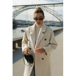 Casaco oversize em tecido fantasia