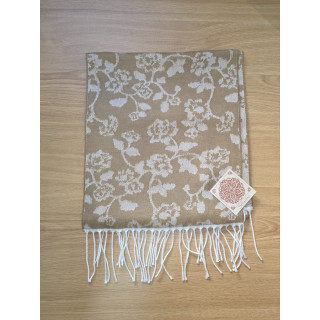 Cachecol Estampado com Rosas
