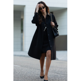 Casaco comprido com efeito de brilhantes na gola